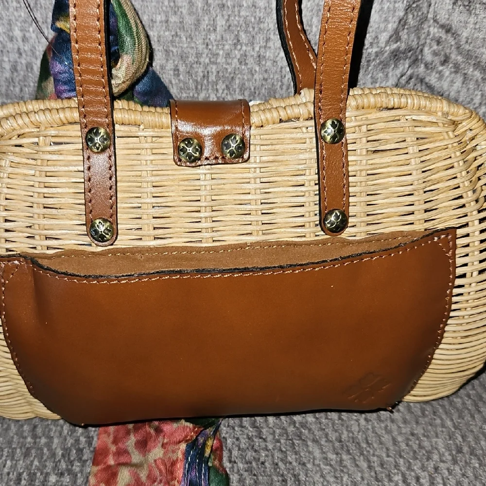 Patricia Nash Beige Wicker Woven Shoulder Bag with Floral Scarf